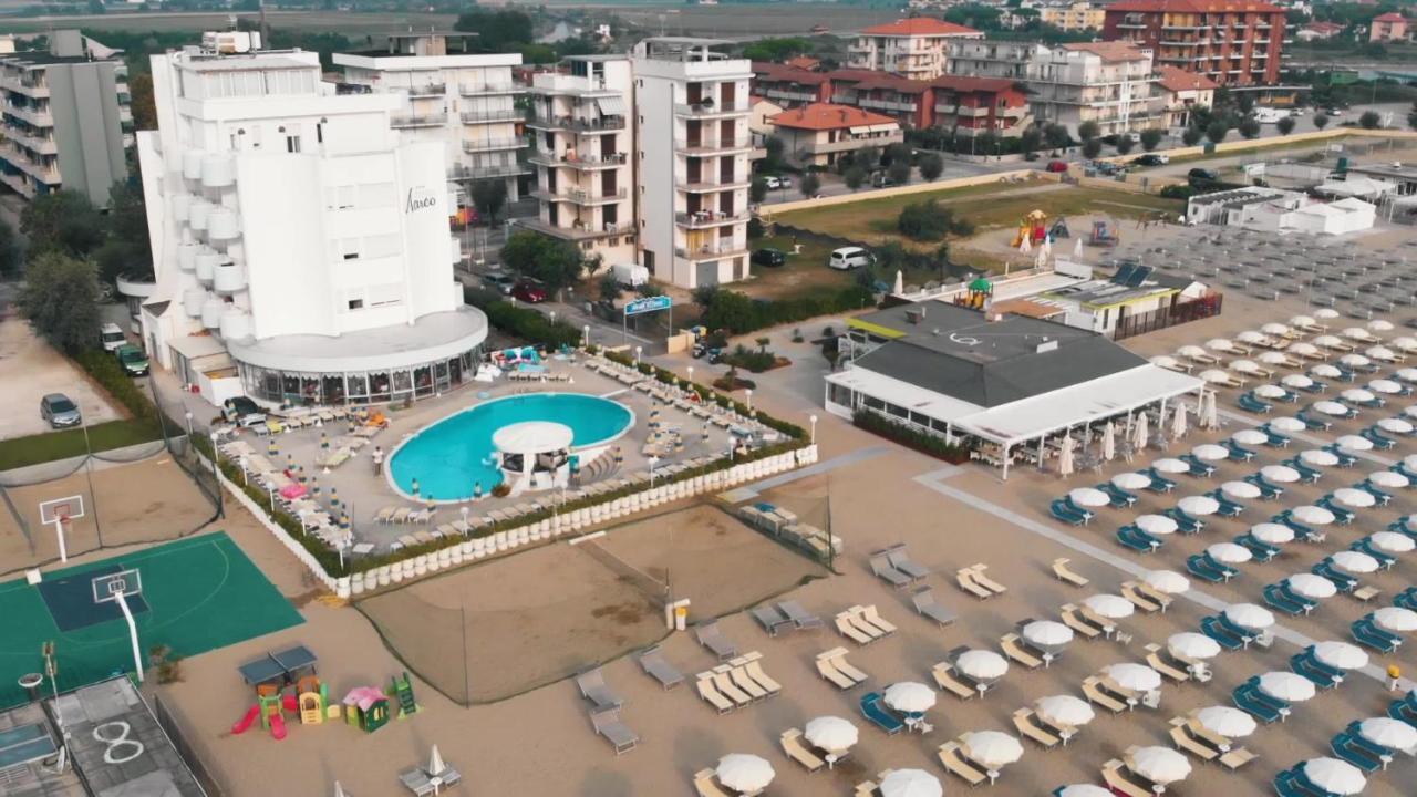 Hotel Marco Lido di Savio Kültér fotó